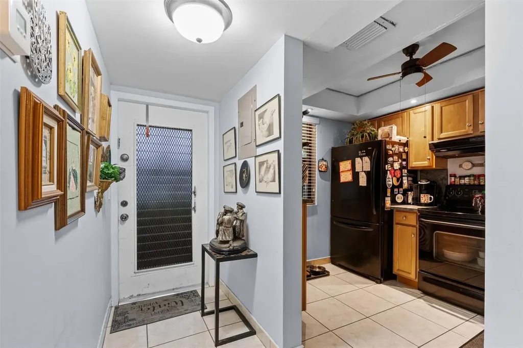 10402 Sunrise Lakes Boulevard Sunrise FL 33322