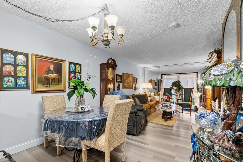 10402 Sunrise Lakes Boulevard Sunrise FL 33322