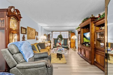 10402 Sunrise Lakes Boulevard Sunrise FL 33322