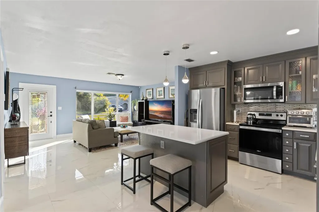 11305 NW 38th Street Coral Springs FL 33065