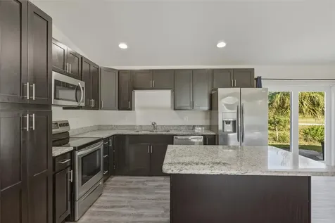 8007 Royal Court Labelle FL 33935