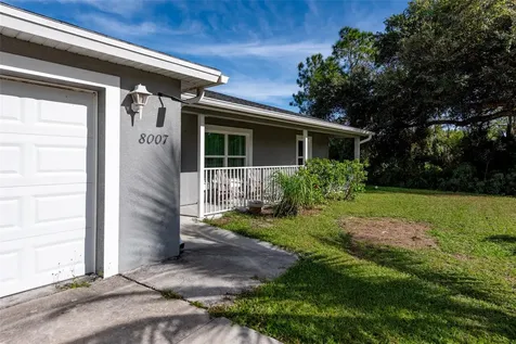 8007 Royal Court Labelle FL 33935