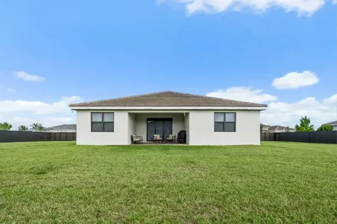 15986 SW 277th Street Homestead FL 33031