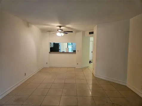 5583 Courtyard Drive Margate FL 33063