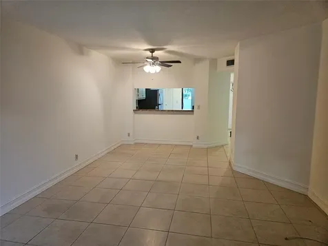5583 Courtyard Drive Margate FL 33063