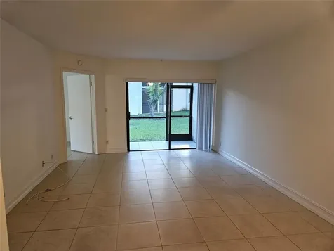 5583 Courtyard Drive Margate FL 33063