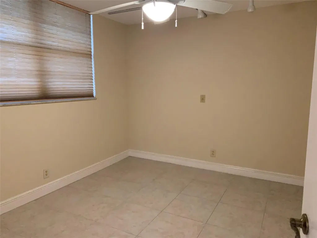 9460 Poinciana Place Davie FL 33324