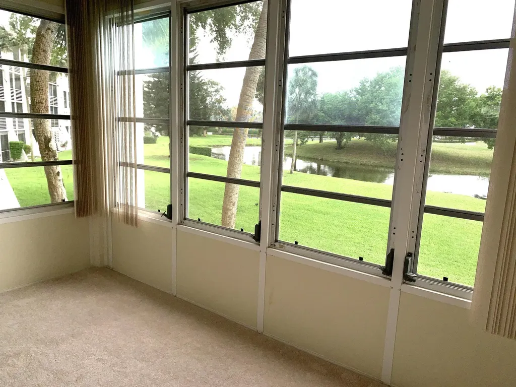9460 Poinciana Place Davie FL 33324