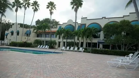 9460 Poinciana Place Davie FL 33324