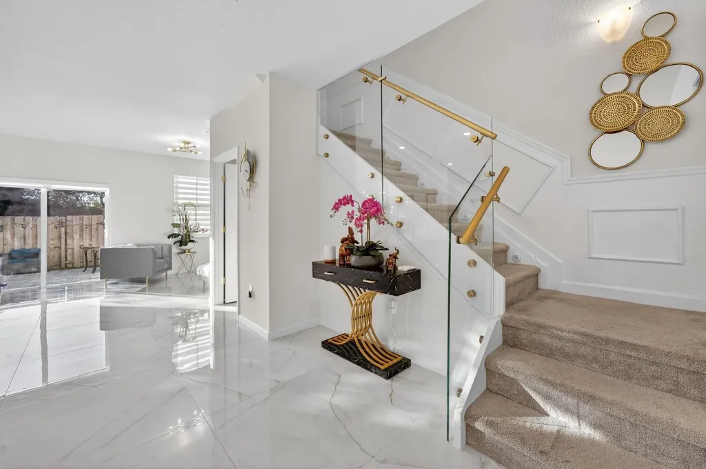 4668 NW 120th Way Coral Springs FL 33076