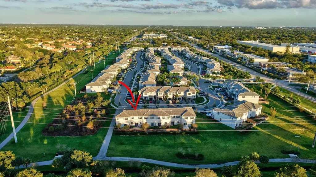 4668 NW 120th Way Coral Springs FL 33076