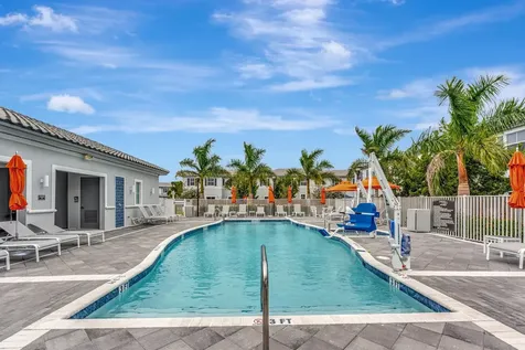 4668 NW 120th Way Coral Springs FL 33076