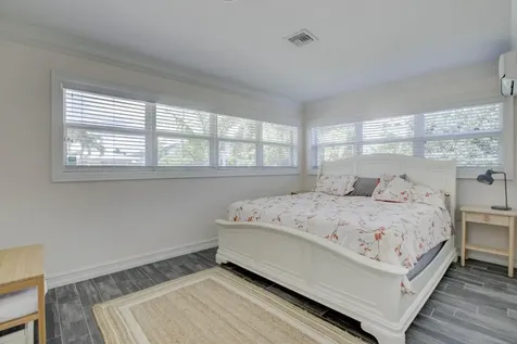 1920 Waters Edge Pompano Beach FL 33062