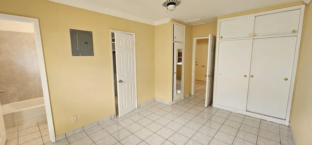 2211 Lincoln Street Hollywood FL 33020