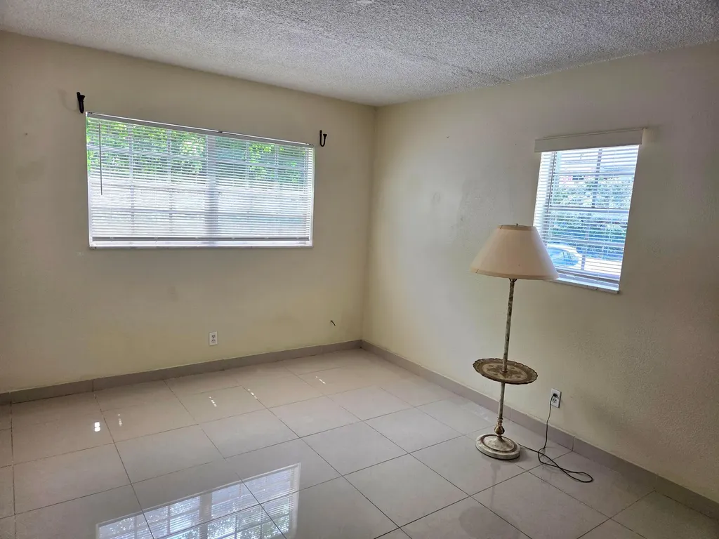 1971 SE 5th Court Pompano Beach FL 33060