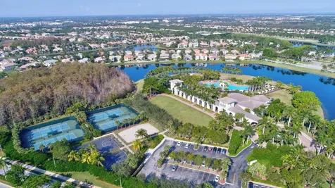 9115 Dupont Place Wellington FL 33414