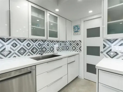 2850 N Palm Aire Drive Pompano Beach FL 33069