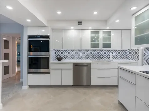 2850 N Palm Aire Drive Pompano Beach FL 33069