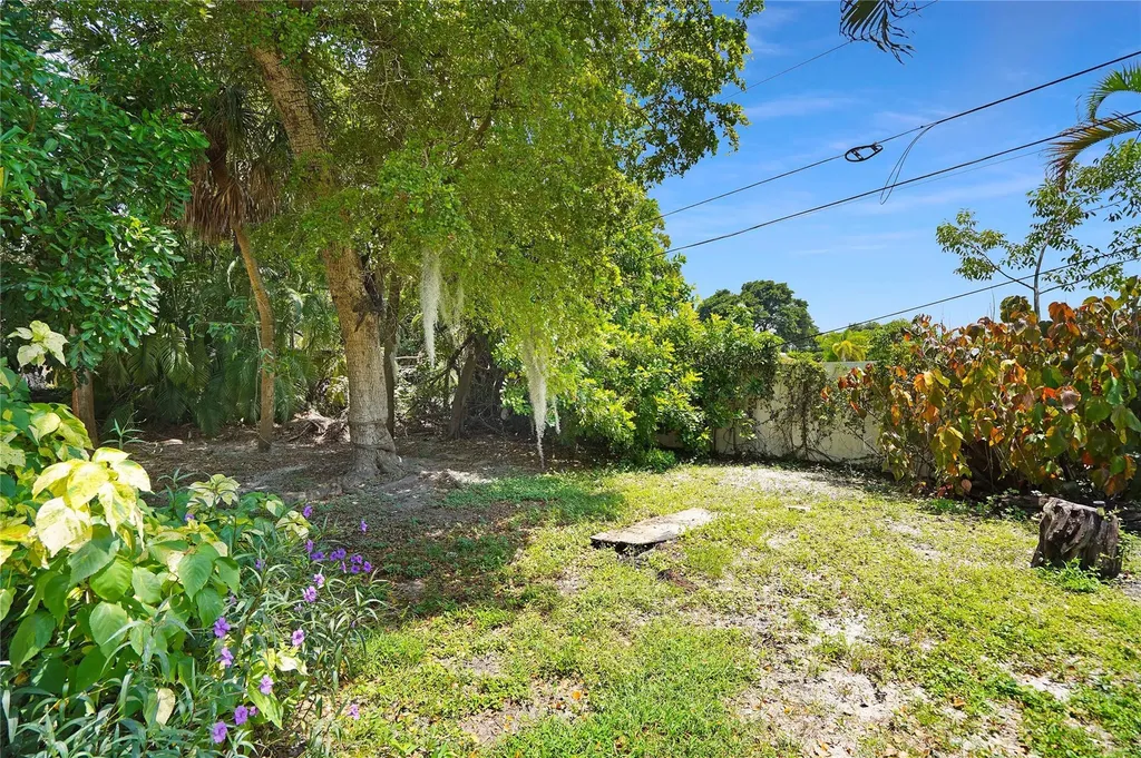 100 SE 21st Street Fort Lauderdale FL 33316