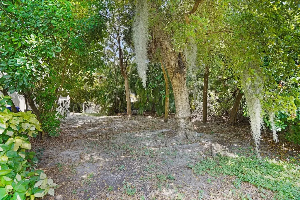 100 SE 21st Street Fort Lauderdale FL 33316