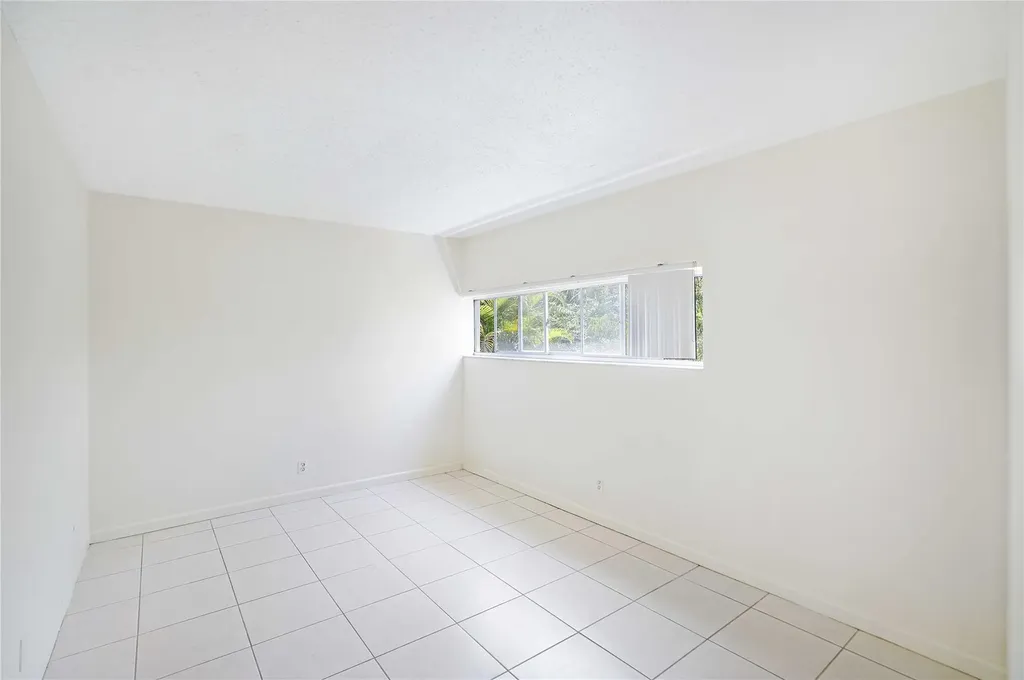 100 SE 21st Street Fort Lauderdale FL 33316