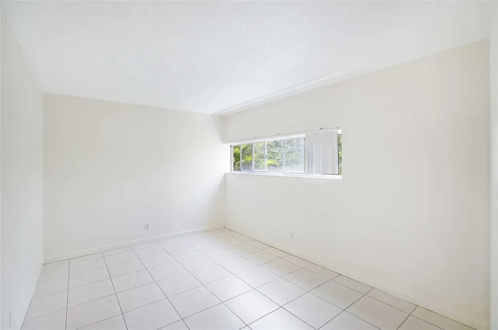 100 SE 21st Street Fort Lauderdale FL 33316