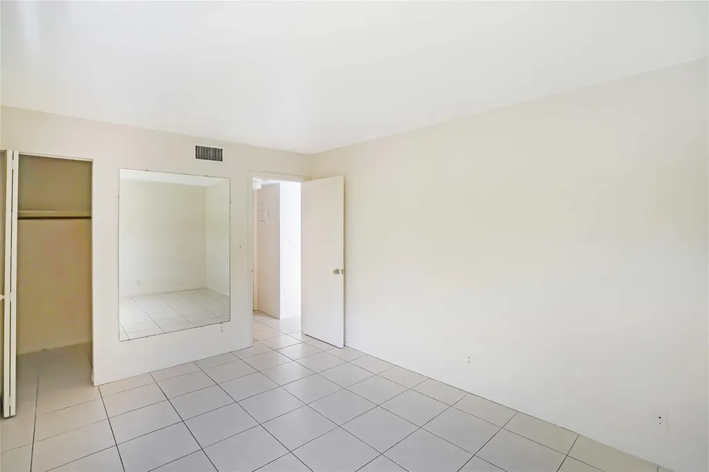 100 SE 21st Street Fort Lauderdale FL 33316