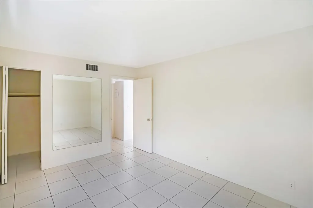 100 SE 21st Street Fort Lauderdale FL 33316
