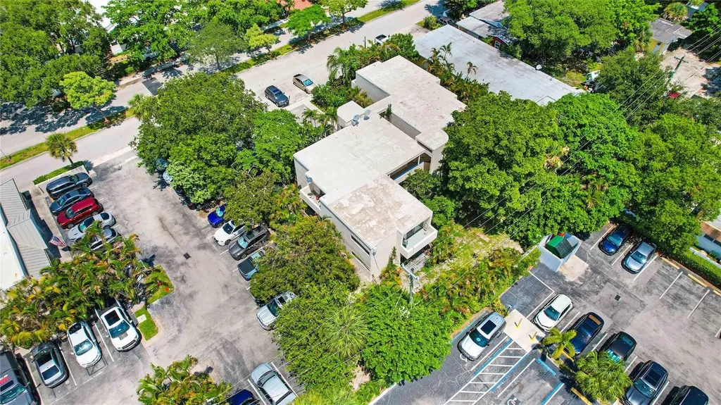 100 SE 21st Street Fort Lauderdale FL 33316