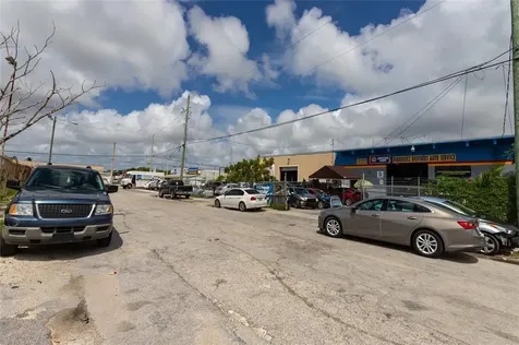 669 NW 26th Street Miami FL 33127