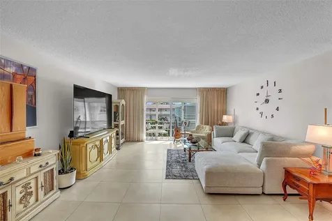 700 Layne Boulevard Hallandale Beach FL 33009
