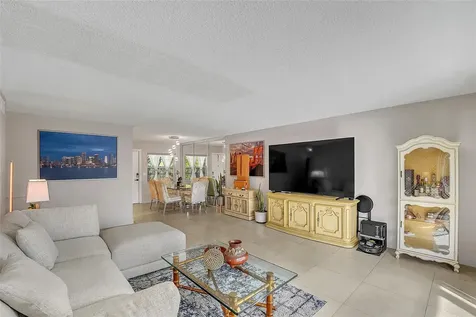 700 Layne Boulevard Hallandale Beach FL 33009