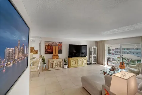 700 Layne Boulevard Hallandale Beach FL 33009
