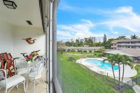 700 Layne Boulevard Hallandale Beach FL 33009