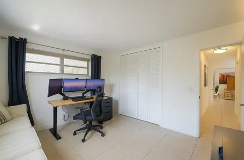 700 Layne Boulevard Hallandale Beach FL 33009