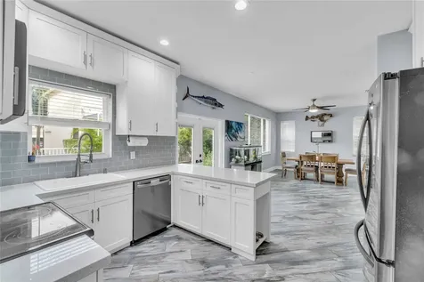 847 NW 127th Avenue Coral Springs FL 33071