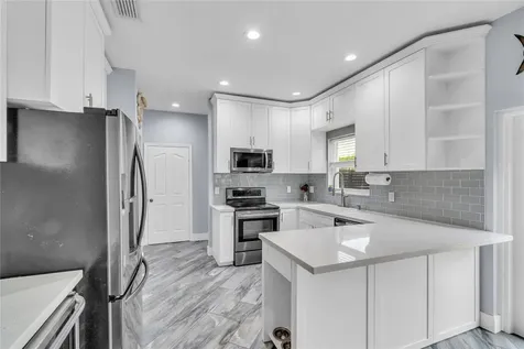 847 NW 127th Avenue Coral Springs FL 33071