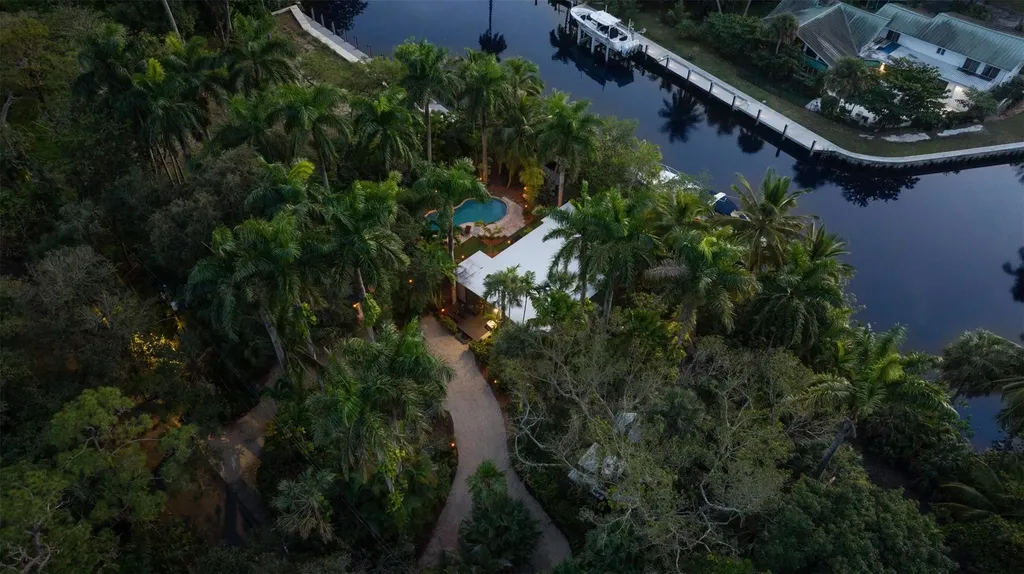 281 Kennelworth Place Fort Lauderdale FL 33312