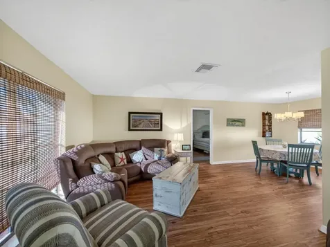 133 NW Avens Street Port St Lucie FL 34983