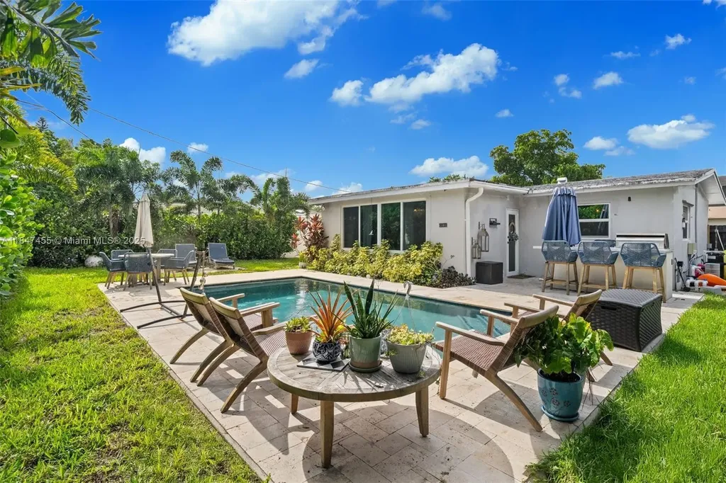6351 Moseley Street Hollywood FL 33024