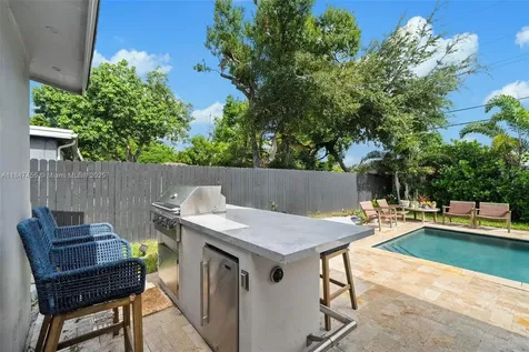 6351 Moseley Street Hollywood FL 33024