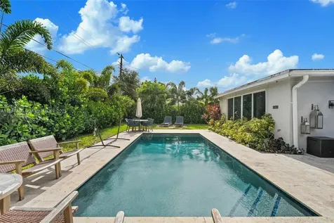 6351 Moseley Street Hollywood FL 33024