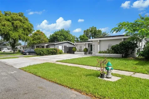 6351 Moseley Street Hollywood FL 33024