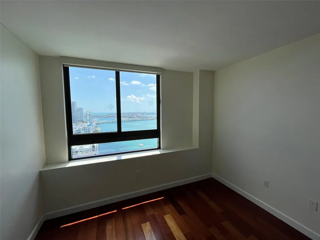 Miami Beach FL 33139