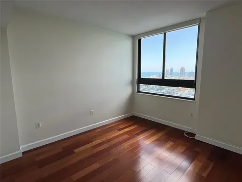 1330 West Avenue Miami Beach FL 33139
