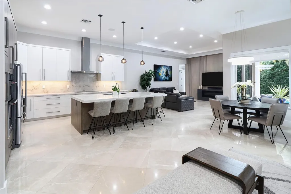 740 SW 18th Street Boca Raton FL 33486
