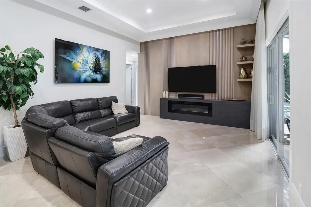 740 SW 18th Street Boca Raton FL 33486