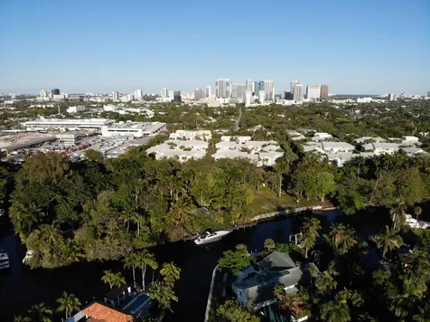 301-311 SW 14 Way Fort Lauderdale FL 33312