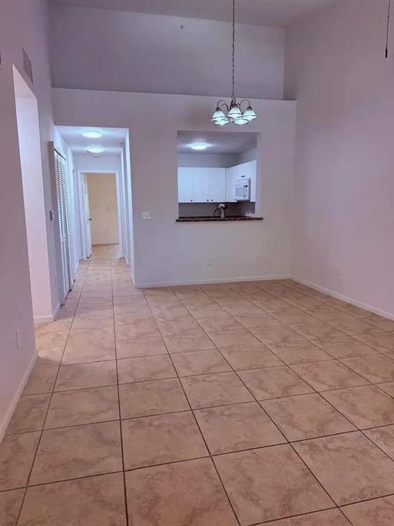 2941 Riverside Drive Coral Springs FL 33065