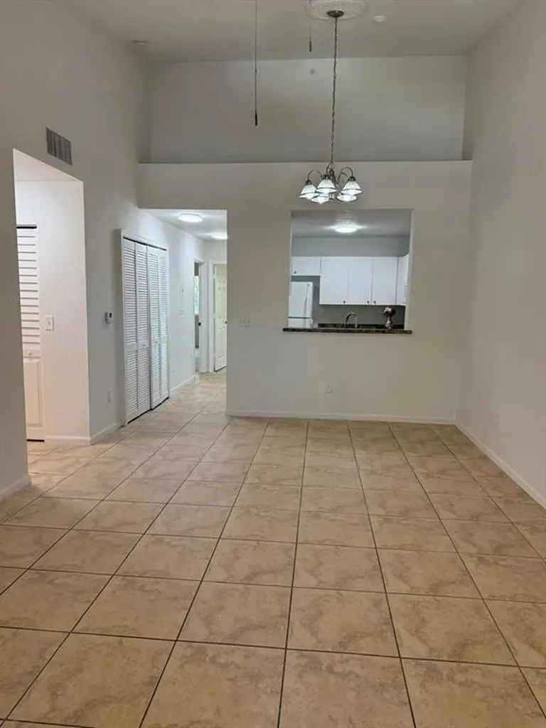 2941 Riverside Drive Coral Springs FL 33065
